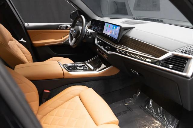2024 BMW X5 M60i