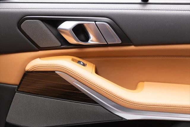 2024 BMW X5 M60i
