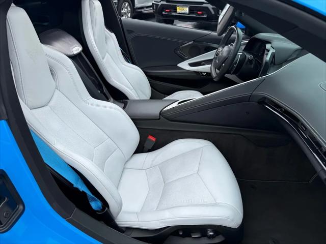2023 Chevrolet Corvette Stingray RWD Coupe 2LT