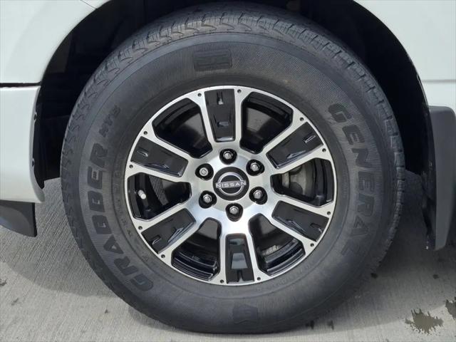 2023 Nissan Titan Crew Cab SV 4x2