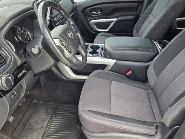 2023 Nissan Titan Crew Cab SV 4x2