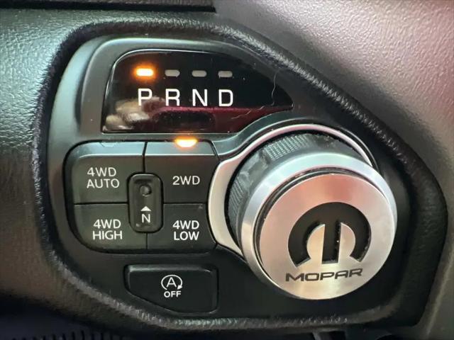 2020 Ram 1500 Big Horn Crew Cab 4x4 5'7" Box