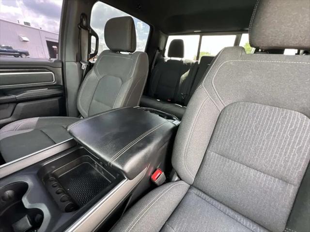 2020 Ram 1500 Big Horn Crew Cab 4x4 5'7" Box