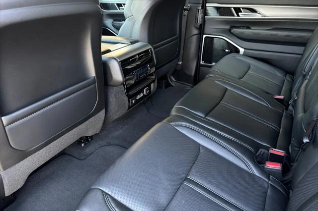 2026 Jeep Grand Wagoneer L Limited Reserve 4x4
