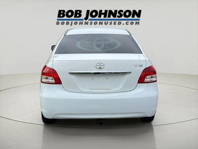 2012 Toyota Yaris Standard