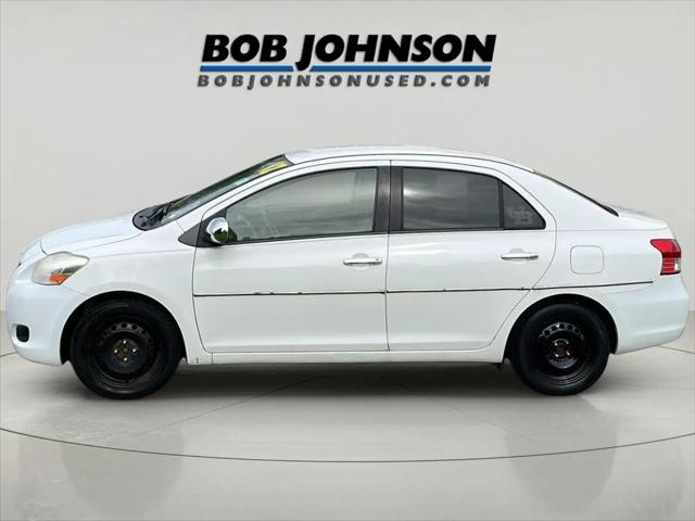2012 Toyota Yaris Standard