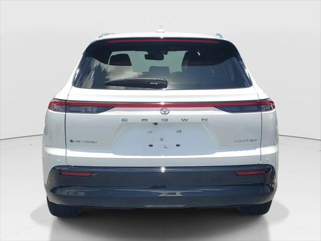 2025 Toyota Crown Signia Limited