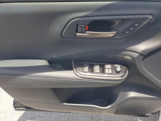 2025 Toyota Crown Signia Limited