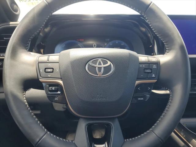 2025 Toyota Crown Signia Limited