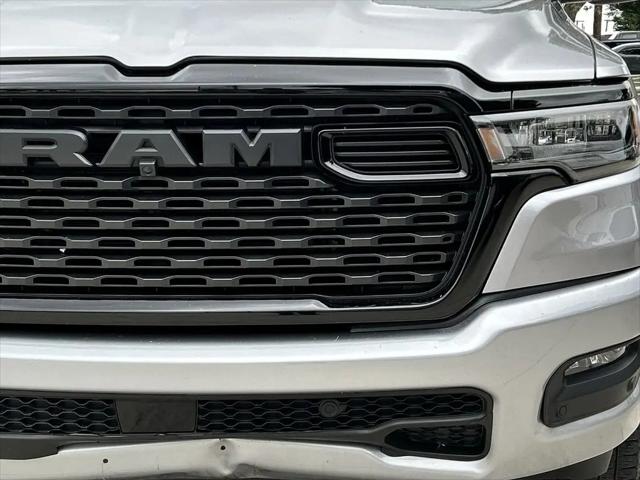 2025 Ram 1500 Lone Star Crew Cab 4x4 5'7" Box