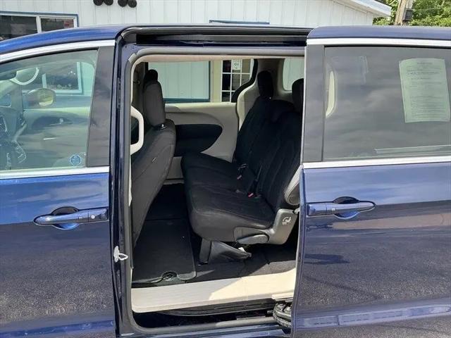 2017 Chrysler Pacifica Touring