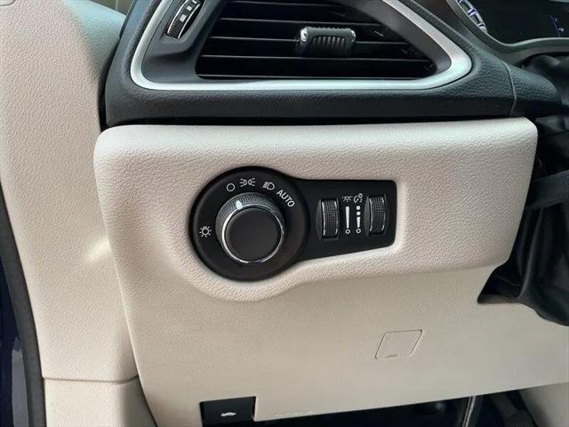 2017 Chrysler Pacifica Touring