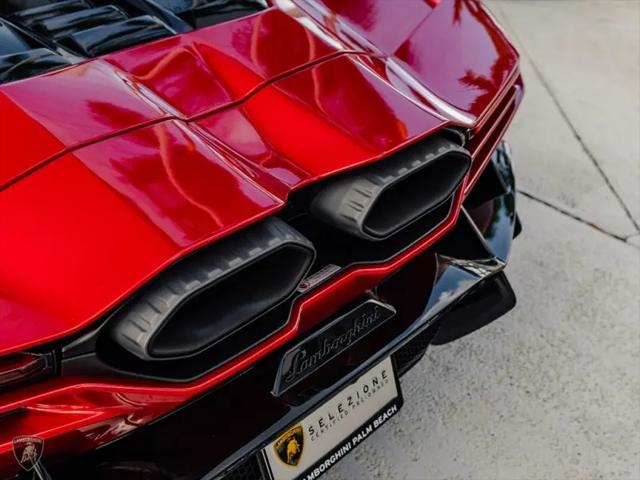 2025 Lamborghini Revuelto Revuelto