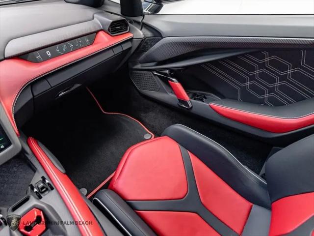 2025 Lamborghini Revuelto Revuelto