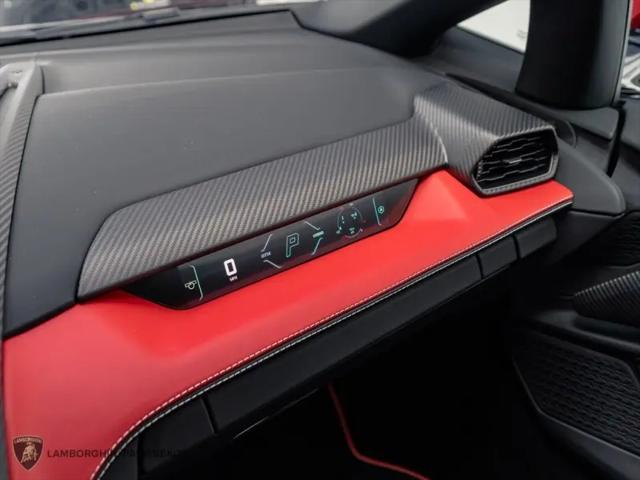 2025 Lamborghini Revuelto Revuelto