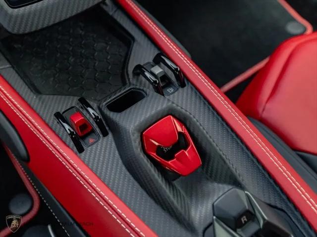 2025 Lamborghini Revuelto Revuelto