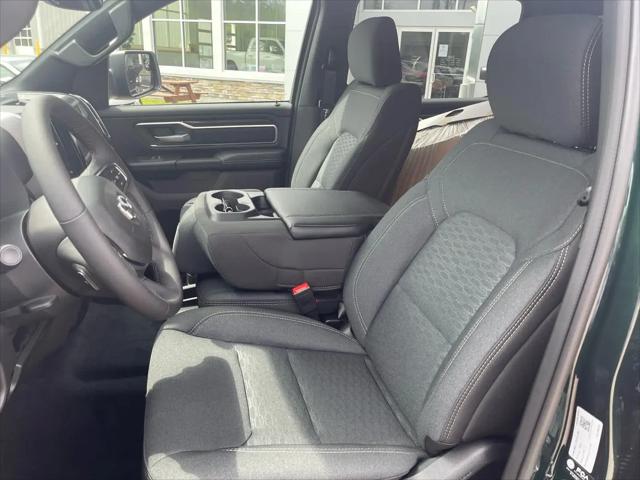 2026 Ram 1500 Big Horn Crew Cab 4x4 5'7" Box