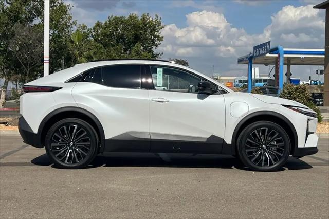 2026 Toyota C-HR XSE