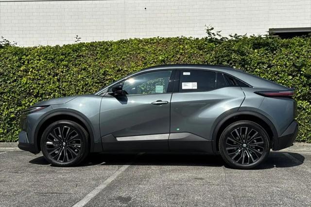 2026 Toyota C-HR XSE