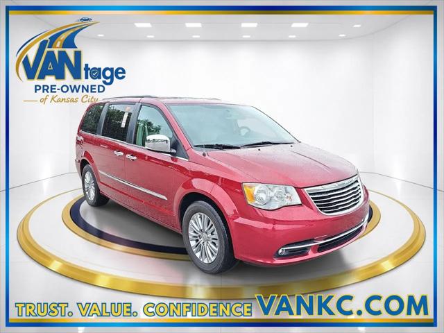 2016 Chrysler Town & Country Touring-L Anniversary Edition