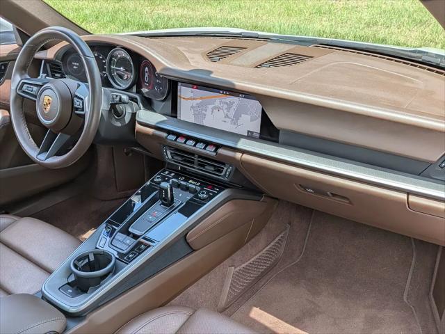 2021 Porsche 911 Carrera
