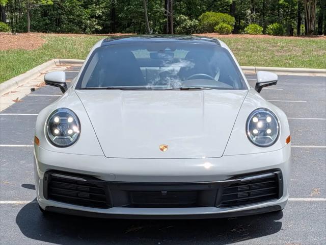 2021 Porsche 911 Carrera