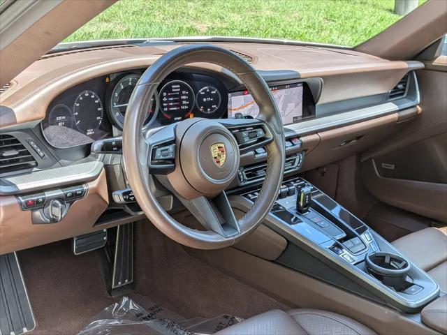 2021 Porsche 911 Carrera