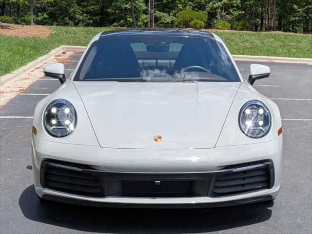 2021 Porsche 911 Carrera