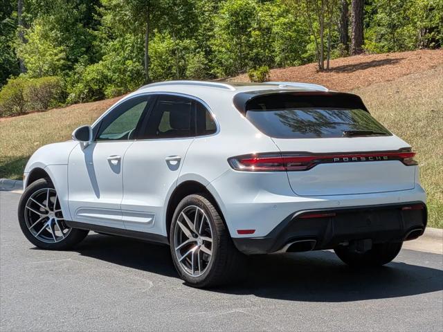 2025 Porsche Macan Macan