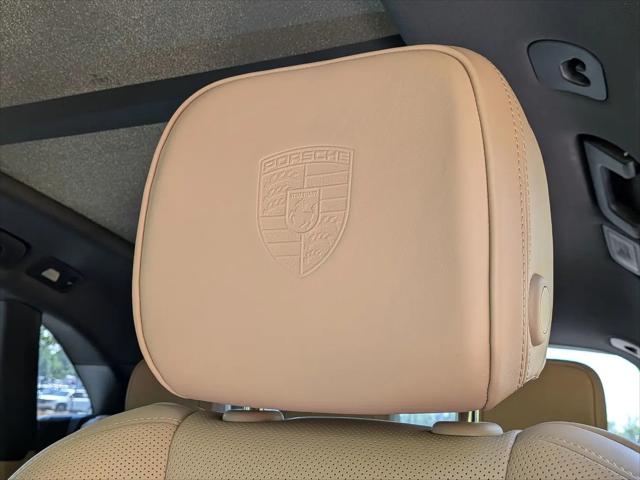 2025 Porsche Macan Macan