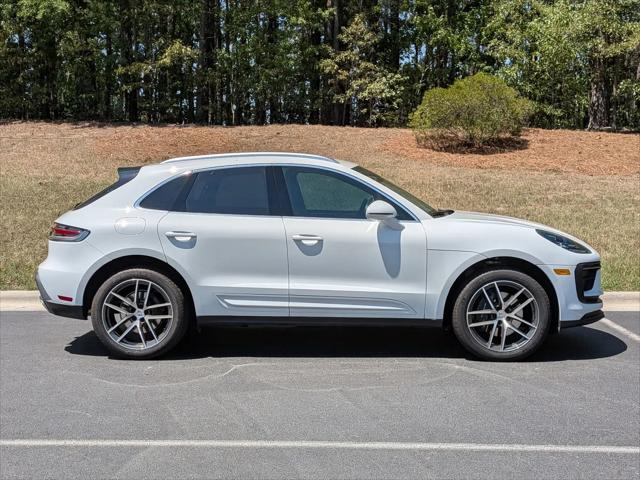 2025 Porsche Macan Macan