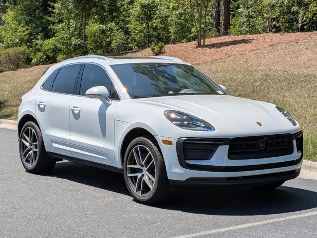 2025 Porsche Macan Macan