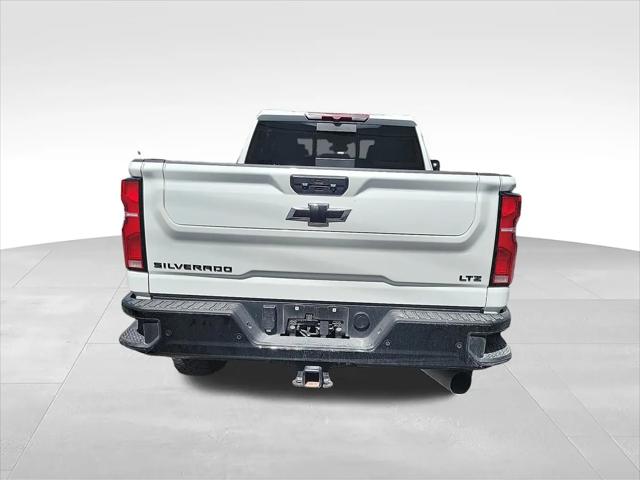 2025 Chevrolet Silverado 3500HD 4WD Crew Cab Standard Bed LTZ
