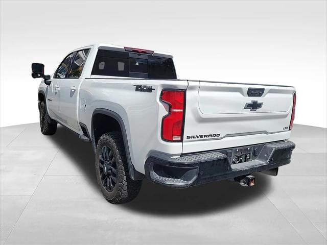 2025 Chevrolet Silverado 3500HD 4WD Crew Cab Standard Bed LTZ