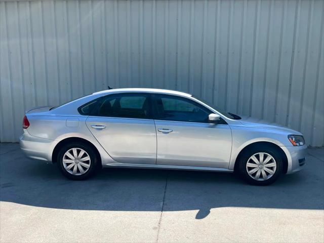2013 Volkswagen Passat 2.5L S