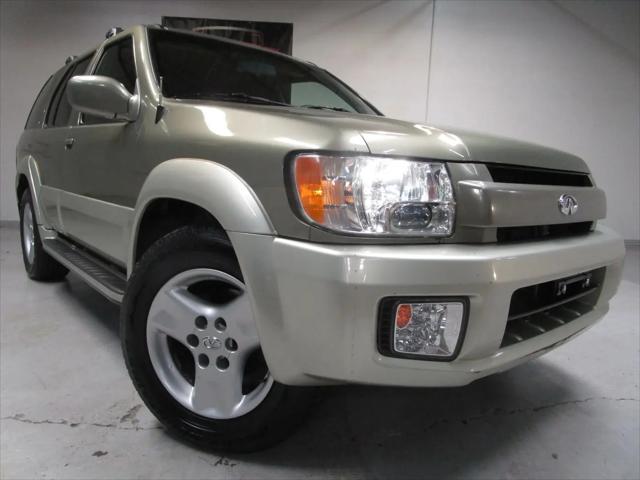2002 INFINITI QX4 Luxury