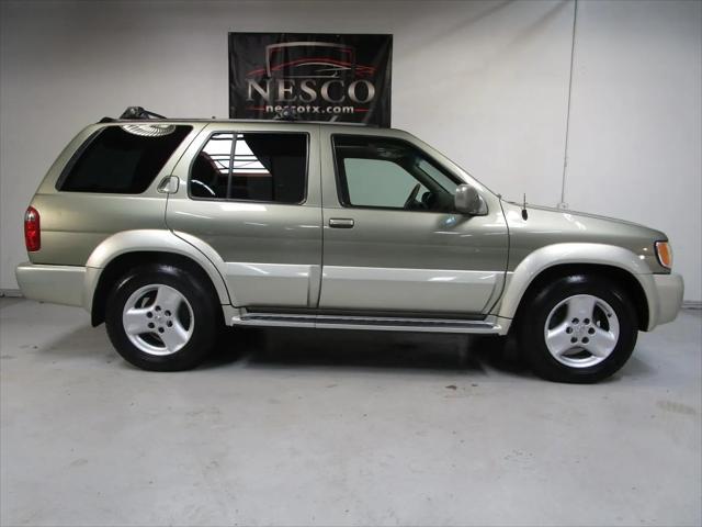 2002 INFINITI QX4 Luxury