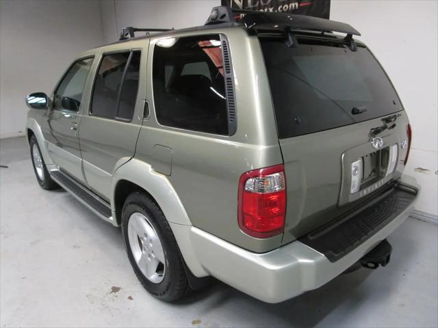 2002 INFINITI QX4 Luxury