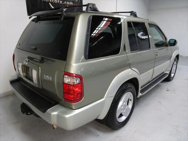 2002 INFINITI QX4 Luxury
