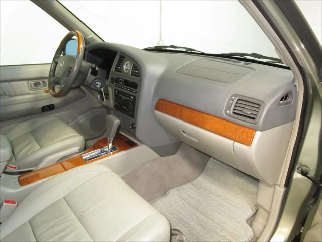 2002 INFINITI QX4 Luxury