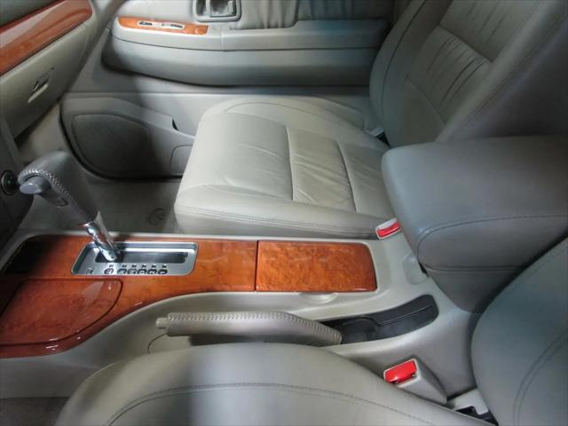 2002 INFINITI QX4 Luxury