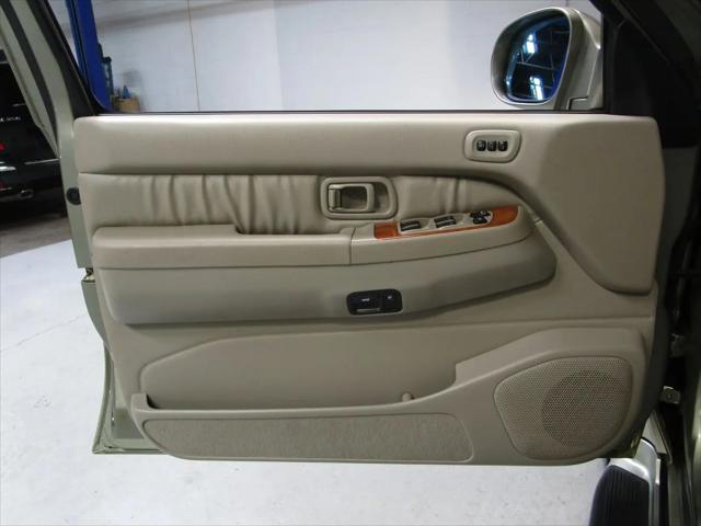2002 INFINITI QX4 Luxury