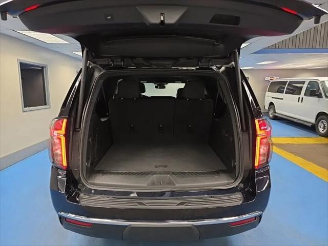 2024 Chevrolet Suburban 4WD LT