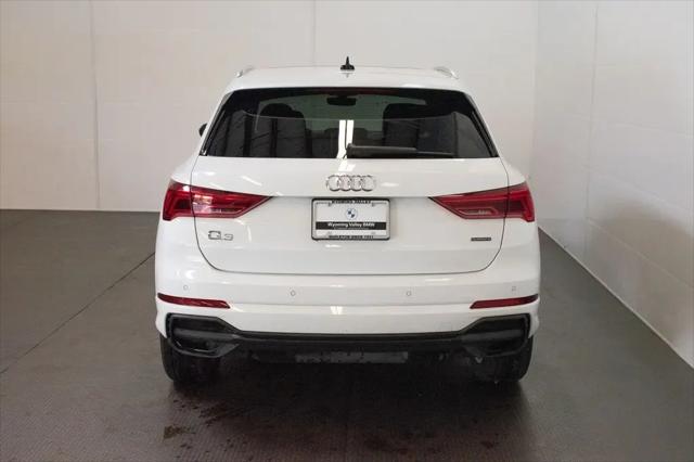 2022 Audi Q3 Premium 45 TFSI S line quattro Tiptronic