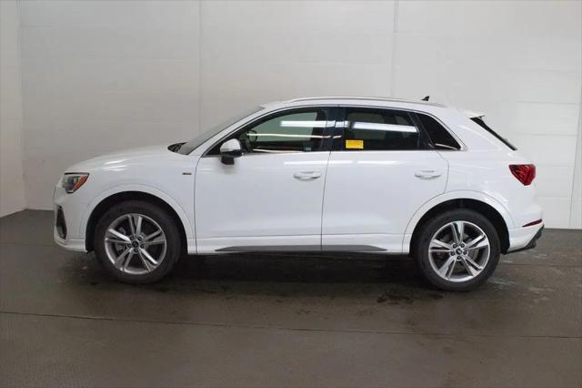 2022 Audi Q3 Premium 45 TFSI S line quattro Tiptronic