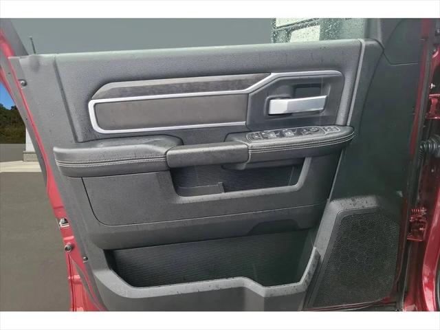 2024 Ram 2500 Big Horn Crew Cab 4x4 8' Box