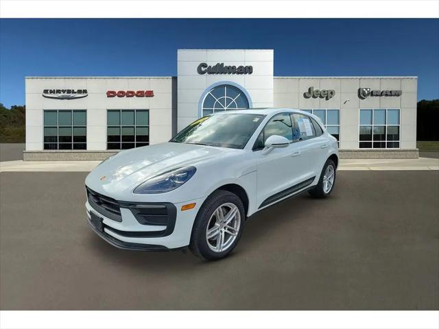 2024 Porsche Macan T