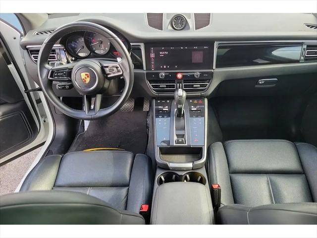 2024 Porsche Macan T
