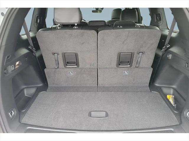 2026 Jeep Grand Cherokee L Altitude 4x2