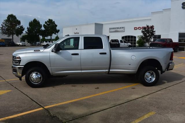 2026 Ram 3500 Tradesman Crew Cab 4x4 8' Box
